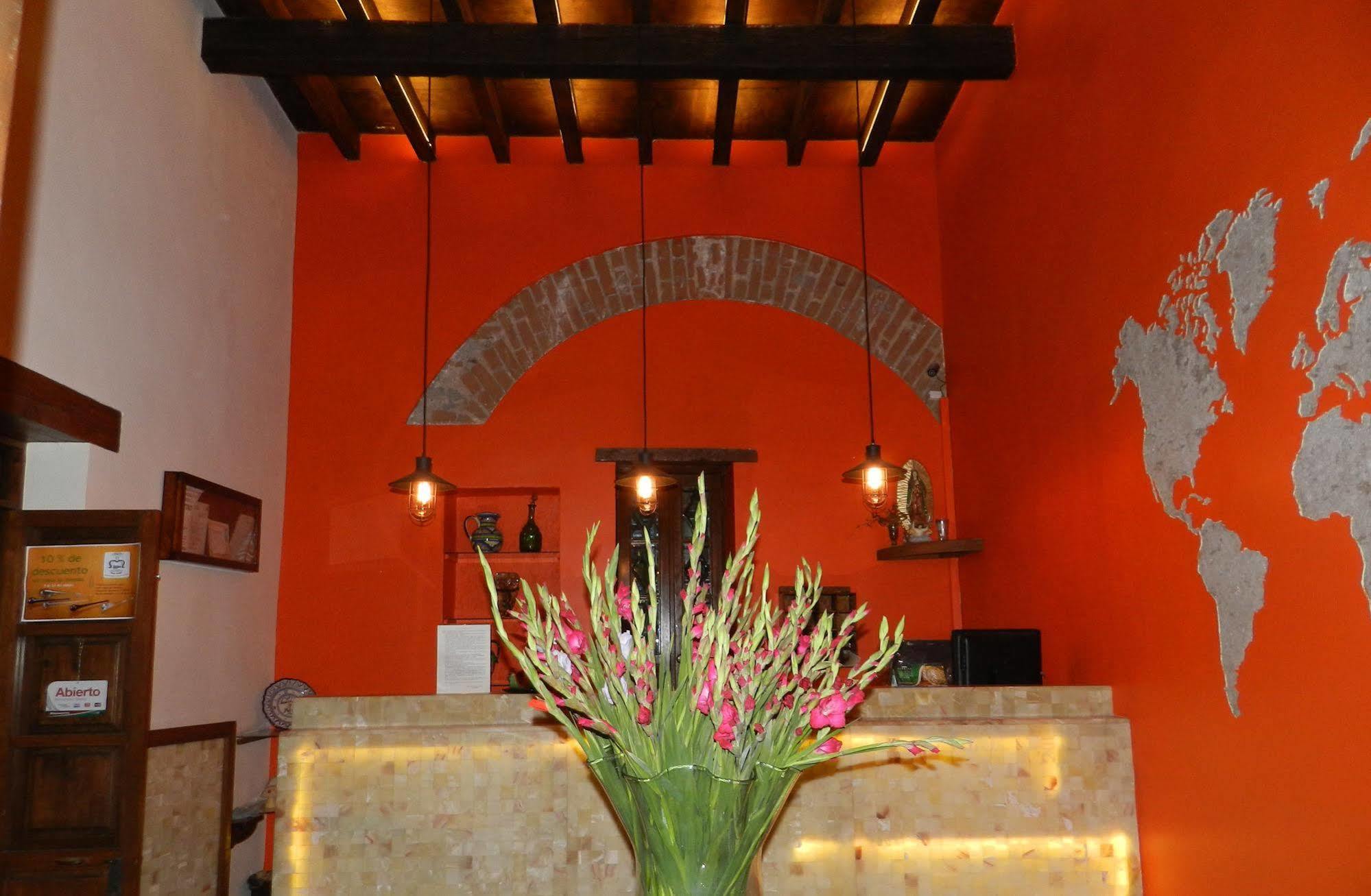 ホテル Collection O Al Otro Lado Del Rio, プエブラ エクステリア 写真 Reception at Hotel Casa 1550